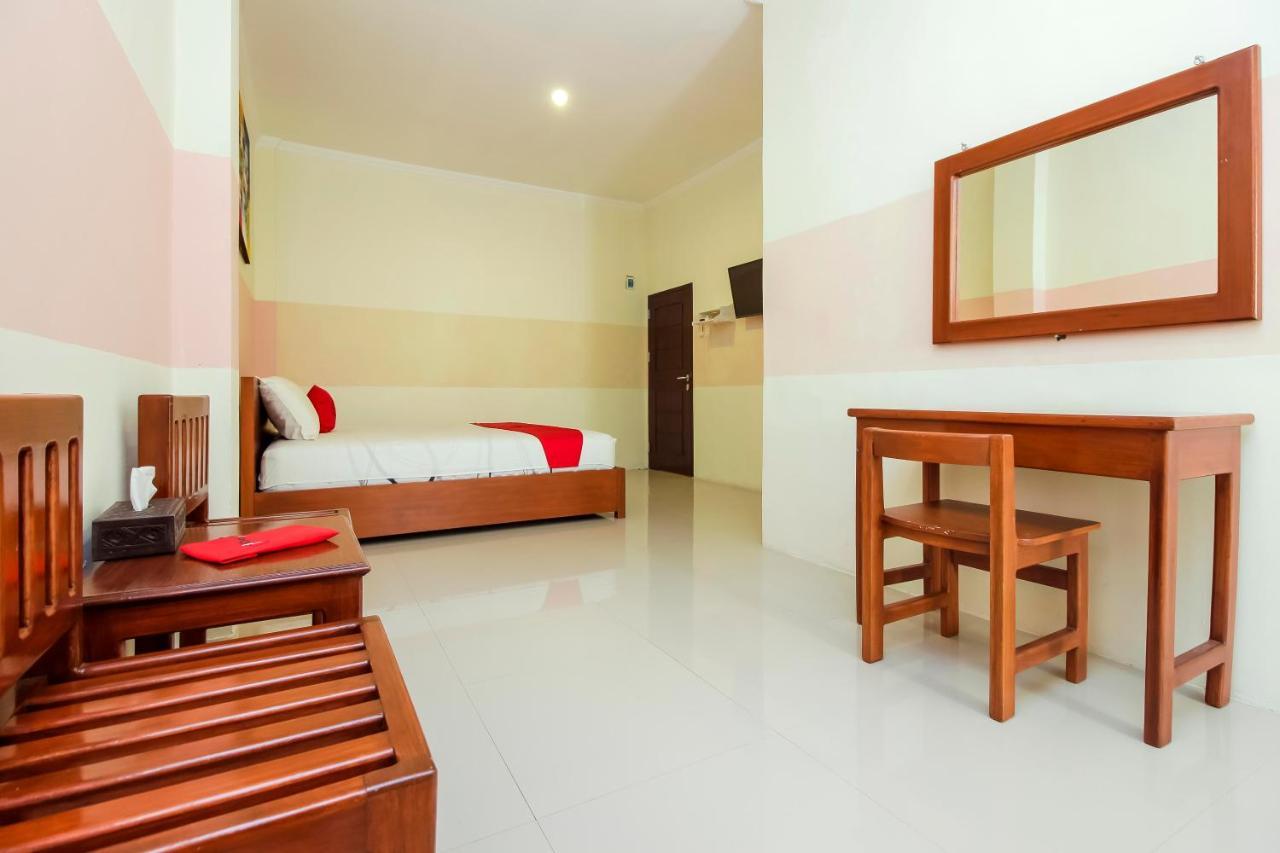 Reddoorz Near Jalan Jendral Sudirman Manado Hotel Ngoại thất bức ảnh