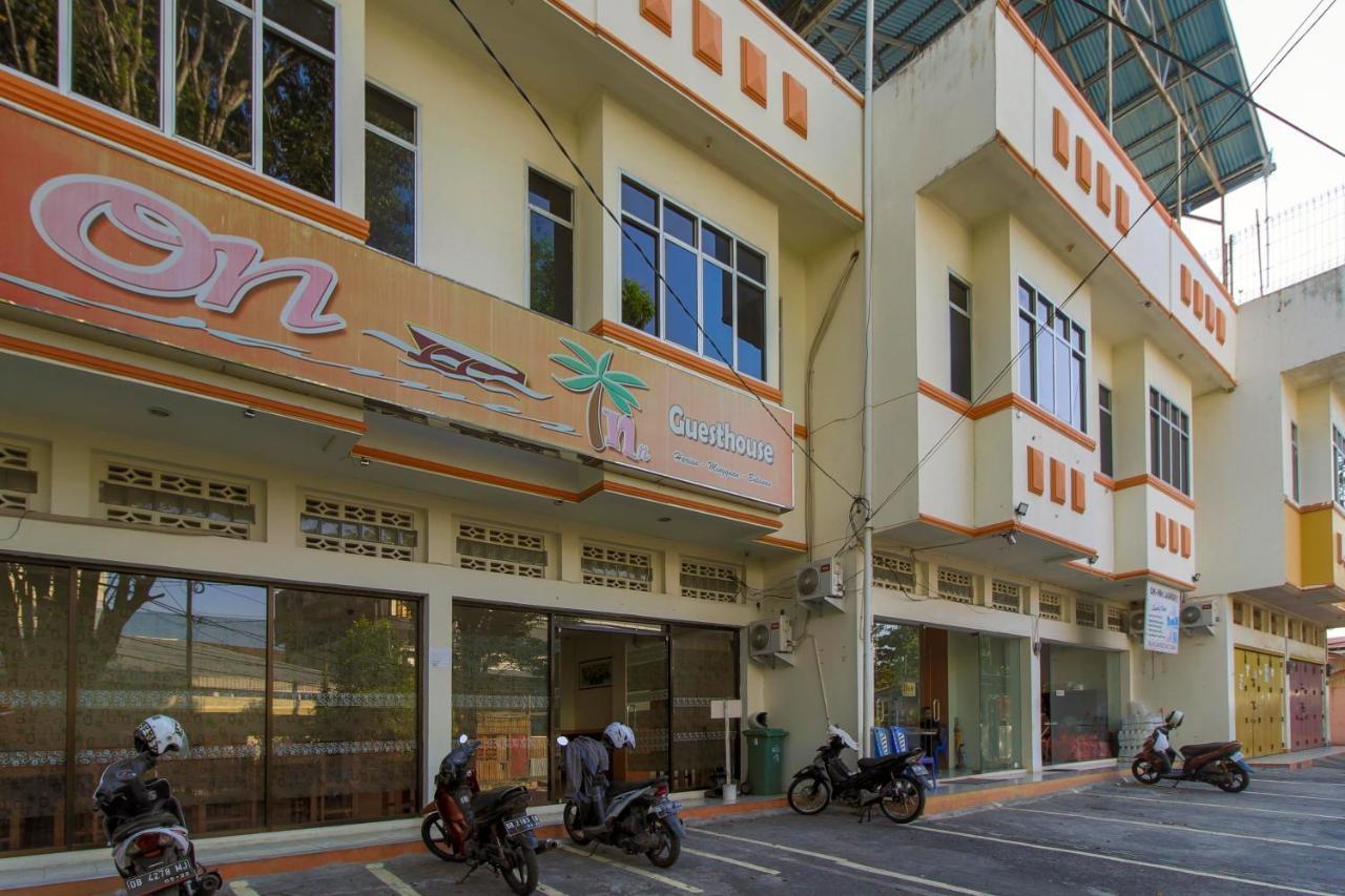 Reddoorz Near Jalan Jendral Sudirman Manado Hotel Ngoại thất bức ảnh