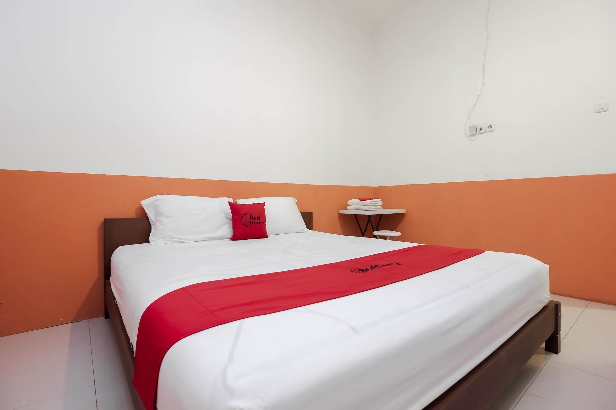 Reddoorz Near Jalan Jendral Sudirman Manado Hotel Ngoại thất bức ảnh